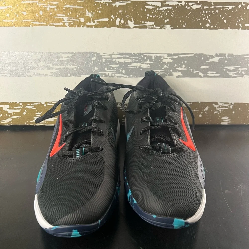 Nike Isofly